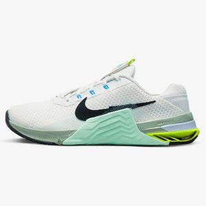 Women's Nike Metcon 7 (Size 8.5)